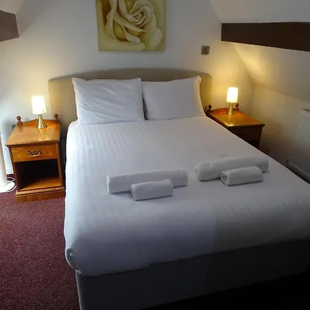 Milverton Hotel *