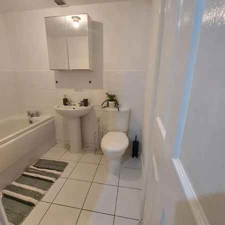 2 Bedroom 2 Bathroom Free Parking Nearby Apartmán Manchester