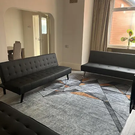 Сasa de vacaciones Droylsden House *