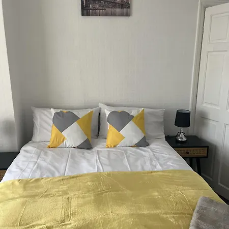 Дом отдыха Droylsden House Манчестер