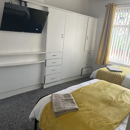 Droylsden House *