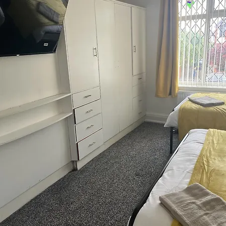 Droylsden House