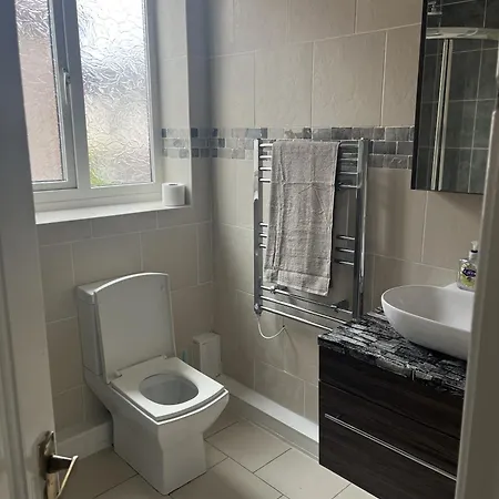 Holiday home Droylsden House