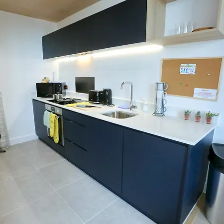 Trafford Duplex With Free Parking Pass The Keys * Manchester