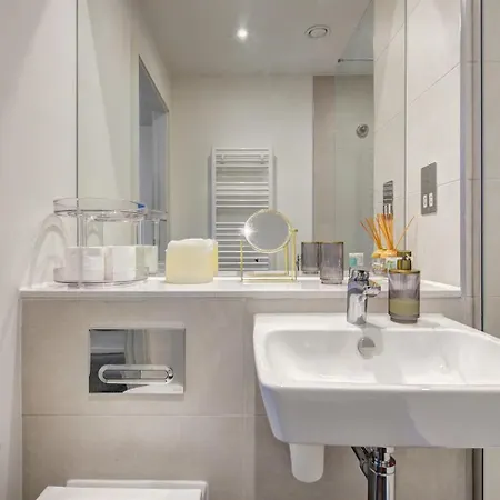 Zen Retreat Penthouse - Spa Panoramic Views Pass The Keys 4*