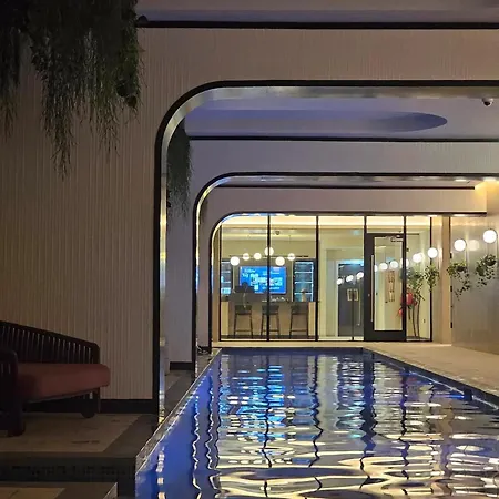 Zen Retreat Penthouse - Panoramic Views Pass The Keys Apartment *