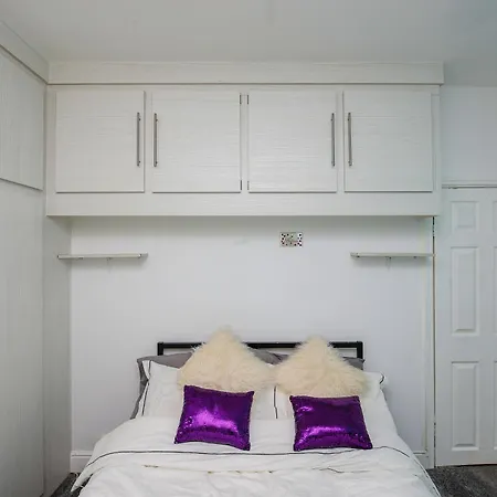 Modern 7 Bed In City Centre With Free Parking & Wifi Feriehus Manchester