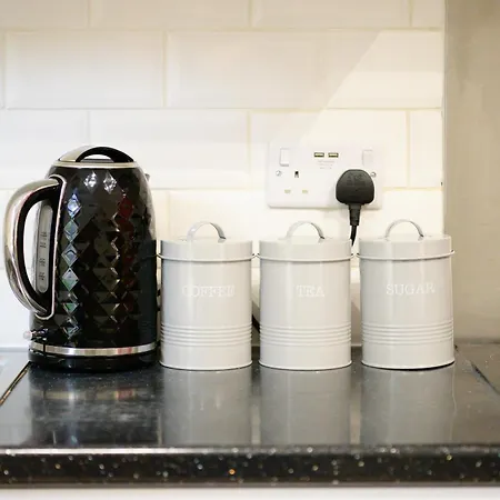 Autumn Breeze, 2br Apartment, Didsbury, Lägenhet Manchester