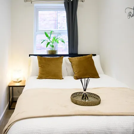 Autumn Breeze - 2br - Sofa Bed - Wifi - - - Didsbury Manchester