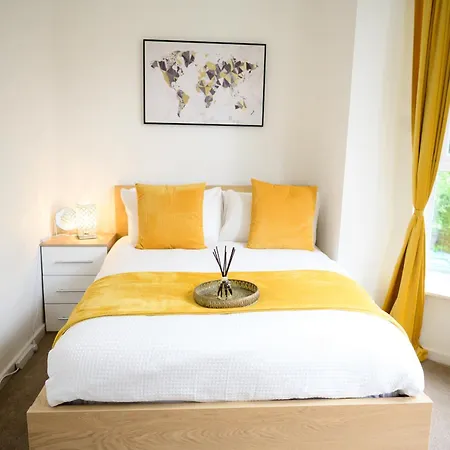 Autumn Breeze - 2br - Sofa Bed - Wifi - - - Didsbury *