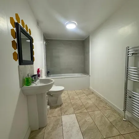 Апартаменты Mk Apartments, Chorlton, Car Park Манчестер