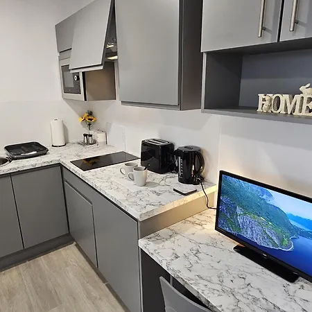 Studio 58 Humphrey Road - Jcs Property Manchester
