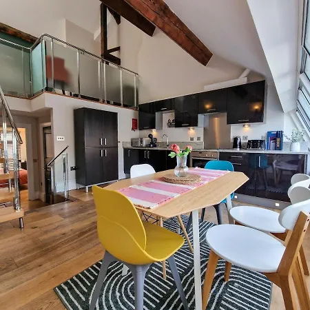 Сasa de vacaciones 3 Bed Piccadilly Duplex Centre Mánchester