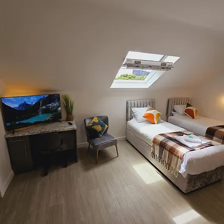 Studio 57 Humphrey Road - Jcs Property * Manchester