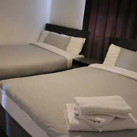 Cosy 2 Bed With Parking Near Piccadilly, Etihad Stadium And Coop Live Sleeps Up To 5