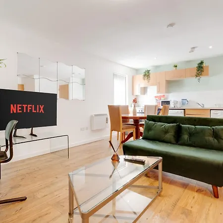 Apartment Free Parking - Immaculate 1bd Flat - Salford Quays *