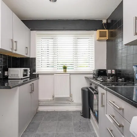 Haven Noir By Cefas - Pool Table - & Man Utd Holiday home Manchester