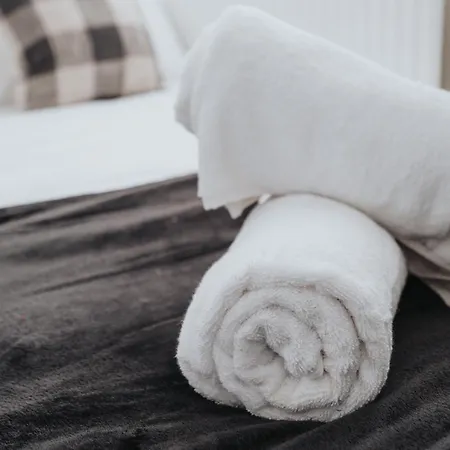 Haven Noir By Cefas - Pool Table - & Man Utd * Manchester