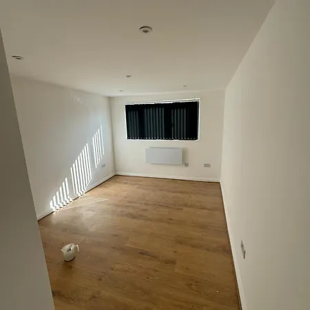 Sophisticated & Stylish Flats Near Airport Manchester
