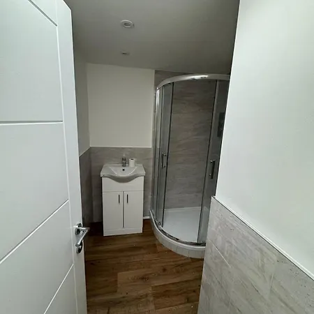 Sophisticated & Stylish Flats Near Airport * Manchester