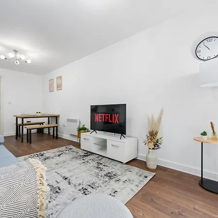 Apartment Modern Near Centre *