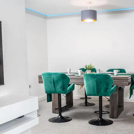 Apartment Modern Centre With Smart Technology