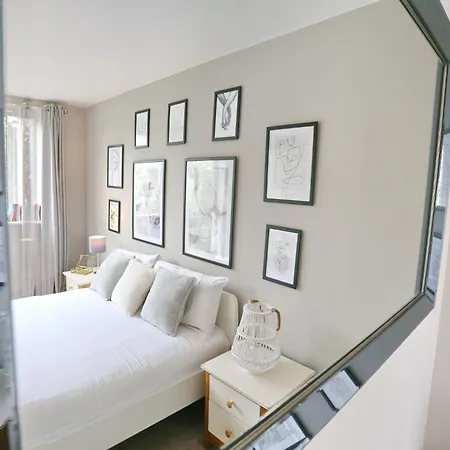 Pass The Keys Stylish Flat With Parking Close To Coop Arena