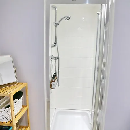 아파트 Pass The Keys Stylish Flat With Parking Close To Coop Arena 맨체스터