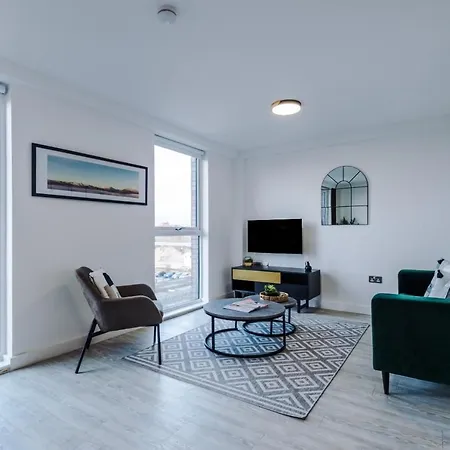 2bed Duplex Near Mediacity & Centre, Easter Deals Now On マンチェスター