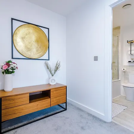 2bed Duplex Near Mediacity & Centre, Easter Deals Now On * マンチェスター