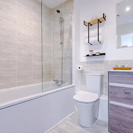 아파트 2bed Duplex Near Mediacity & Centre, Easter Deals Now On 맨체스터