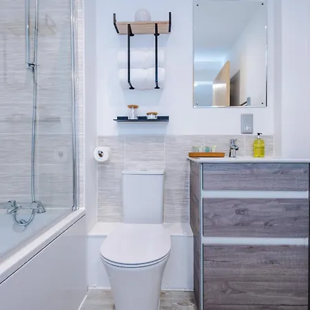 2bed Duplex Near Mediacity & Centre, Easter Deals Now On *