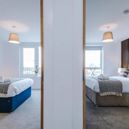 2bed Duplex Near Mediacity & Centre, Easter Deals Now On アパート