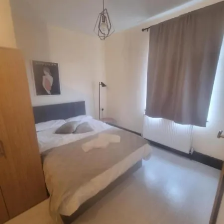 Studio In Levenshulme Homestay Manchester