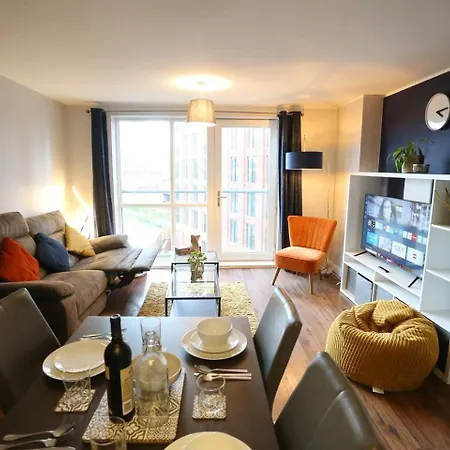Apartment Stunning Flat Mins From Shops Centre Pass The Keys Manchester