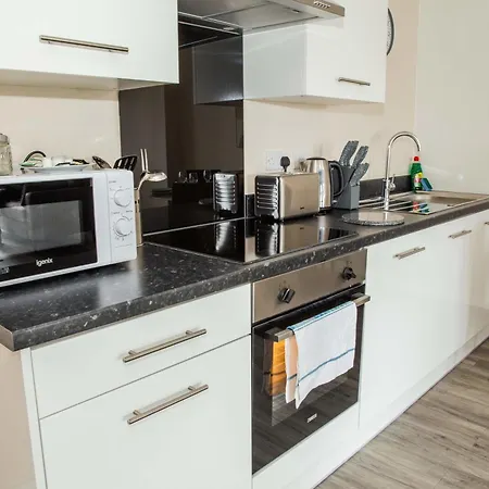 Fabulous 2 Bedroom *