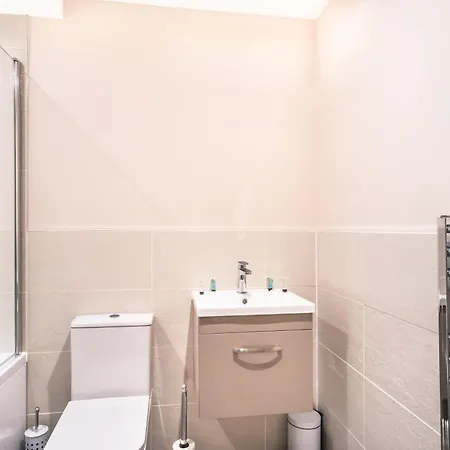 Fantastic 2 Bedroom Appartement