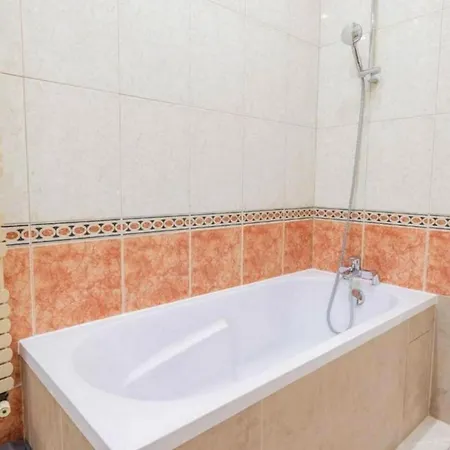 3 Bedroom Brown