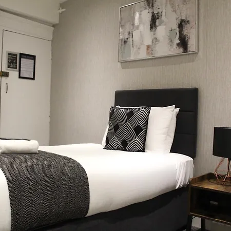 Hotel Mitre Centre