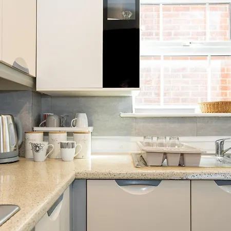 2 Bed Flat Near City Centre * Manchester