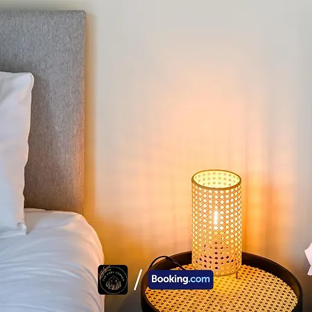 The Cosy Corner Centre House