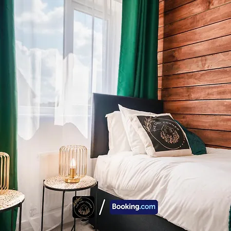 Apartament Manchester 3-Bed House L Free Parking L Wifi L Your Home Away From Home Hosted By The Cosy Corner Nationwide