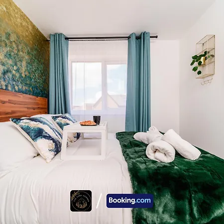 3-bed House, Free Parking & Wifi * マンチェスター