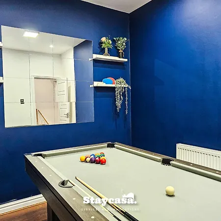 Modern & Spacious 5-bedroom House With Game Tatil Evi *