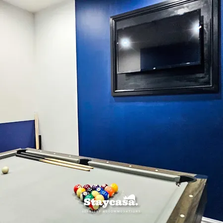 Modern & Spacious 5-bedroom House With Game Tatil Evi Manchester