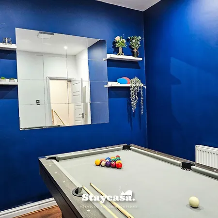Tatil Evi Modern & Spacious 5-bedroom House With Game *