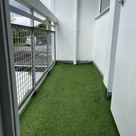 - 1 Bedroom - Sleeps 3 - Free Parking Apartment Manchester