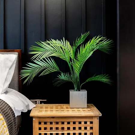 Holiday home Quayside Escape-ensuite Tranquil Within An Intimate Shared With Free Parking