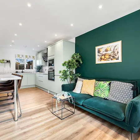 Hébergement de vacances Quayside Escape- Tranquil Double In Shared With Free Parking Manchester