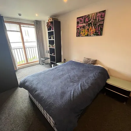 Cosy Central 2 Bed *